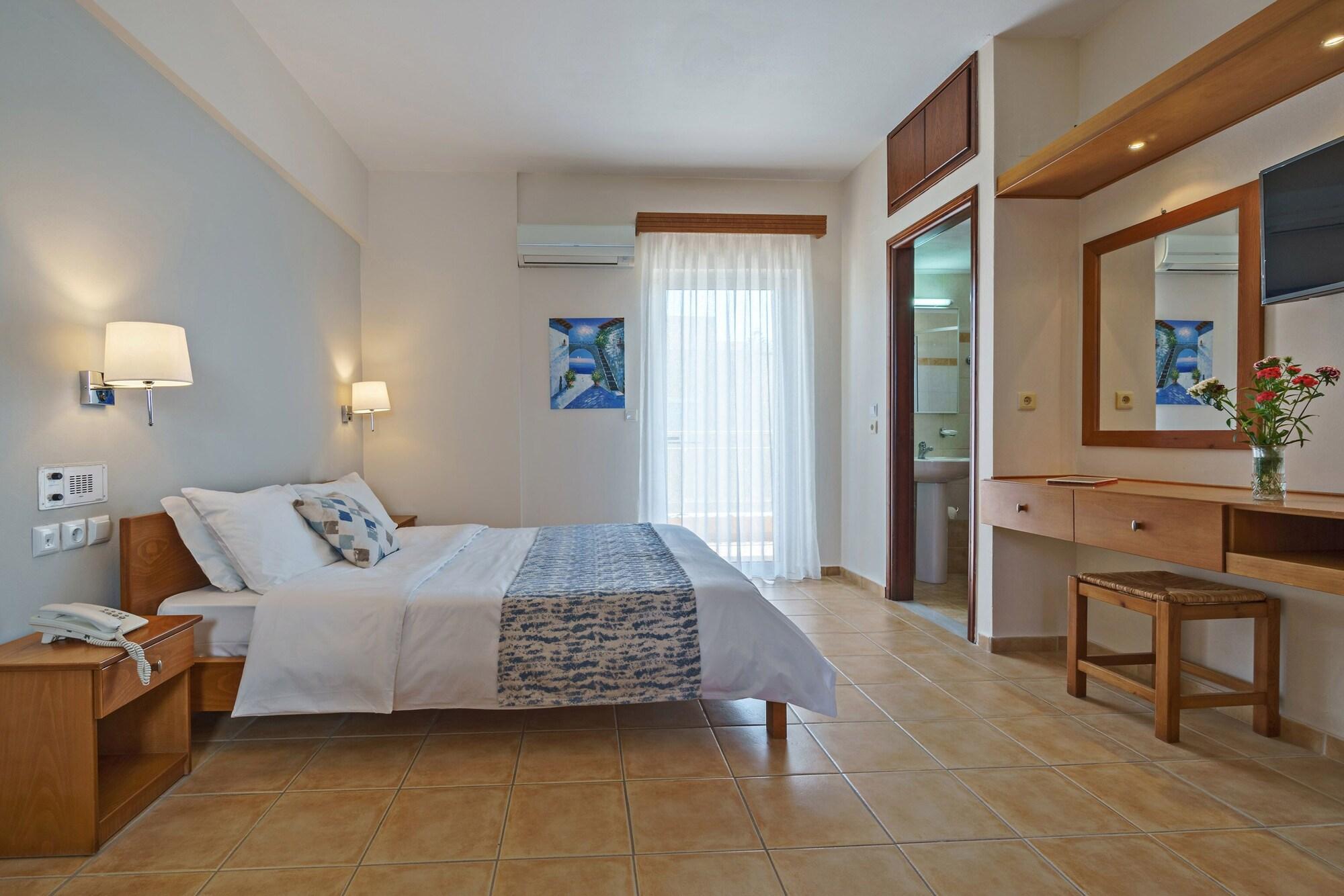 Batis Beach Hotel Ретимно Екстериор снимка
