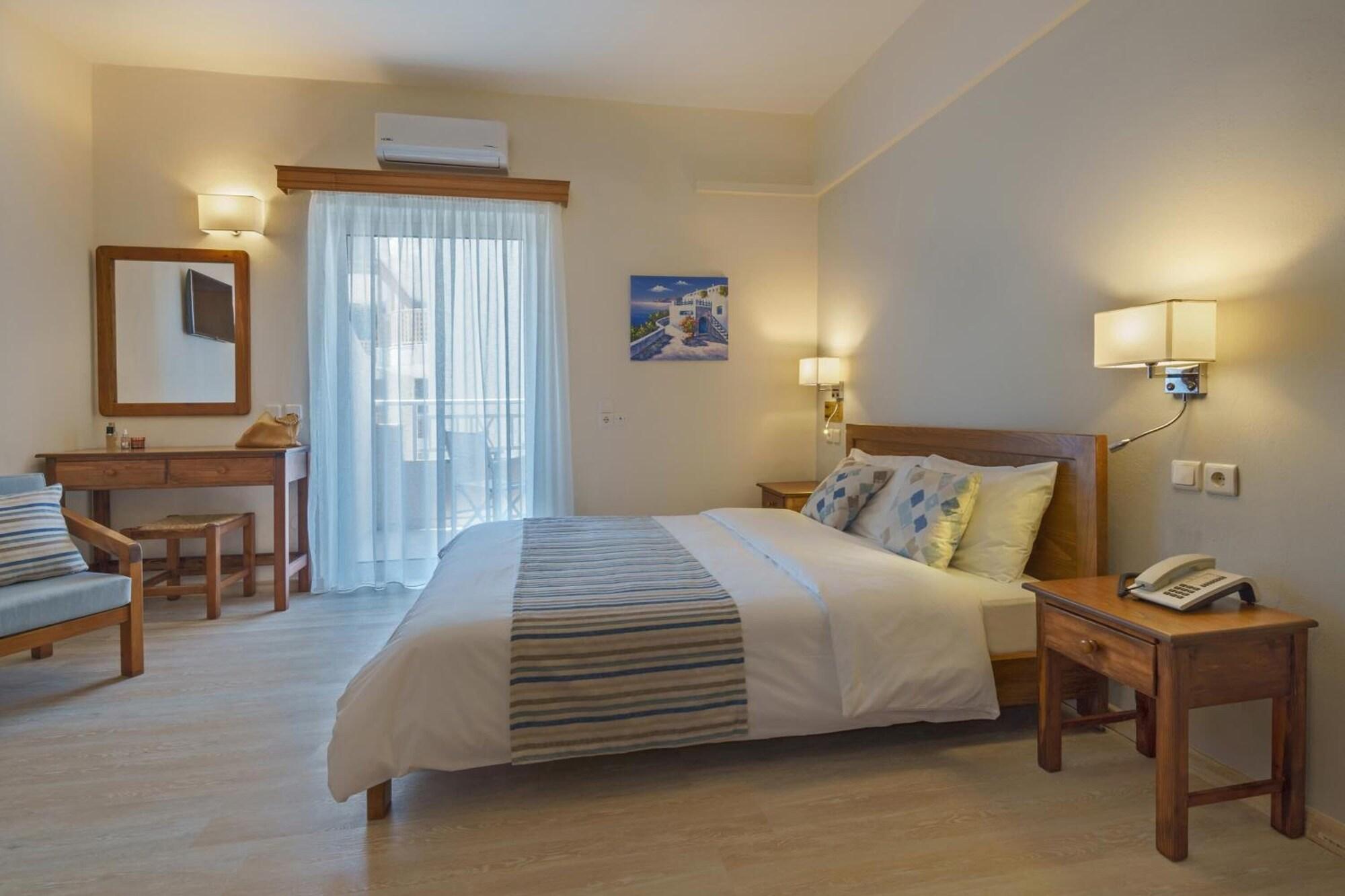 Batis Beach Hotel Ретимно Екстериор снимка