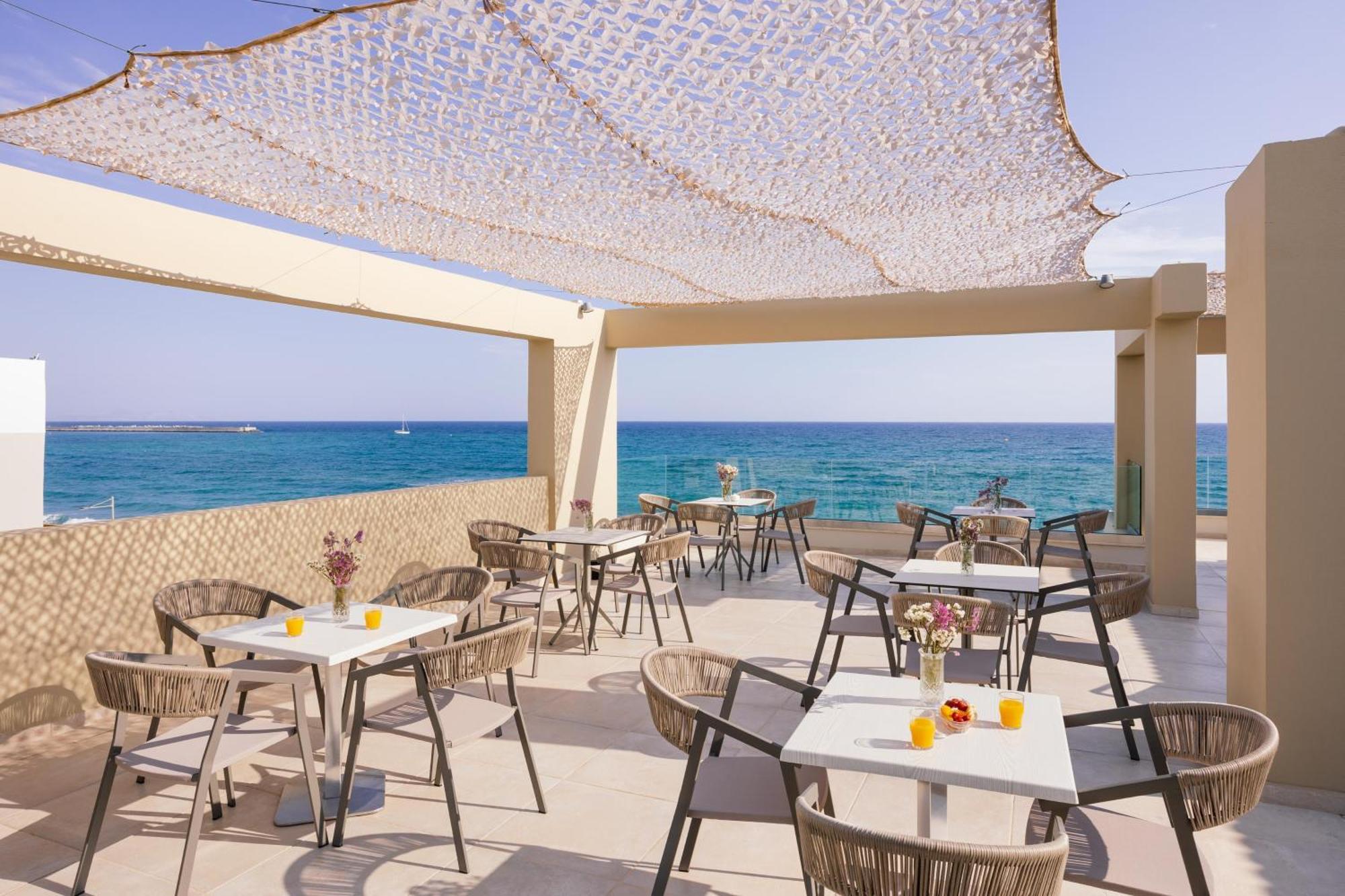Batis Beach Hotel Ретимно Екстериор снимка